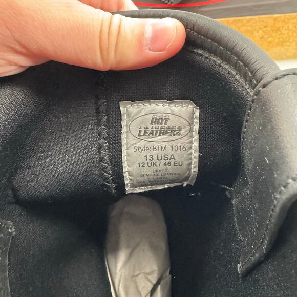 NWT Hot Leathers BTM1016 Men's Classic Black 11-inch Harness Leather Boots - Picture 2 of 8